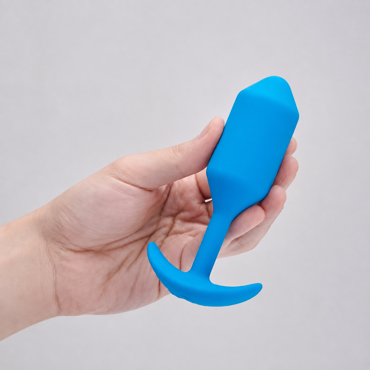 b-Vibe Vibrating Snug Plug L Blue – Rechargeable Silicone Vibrating Anal Plug