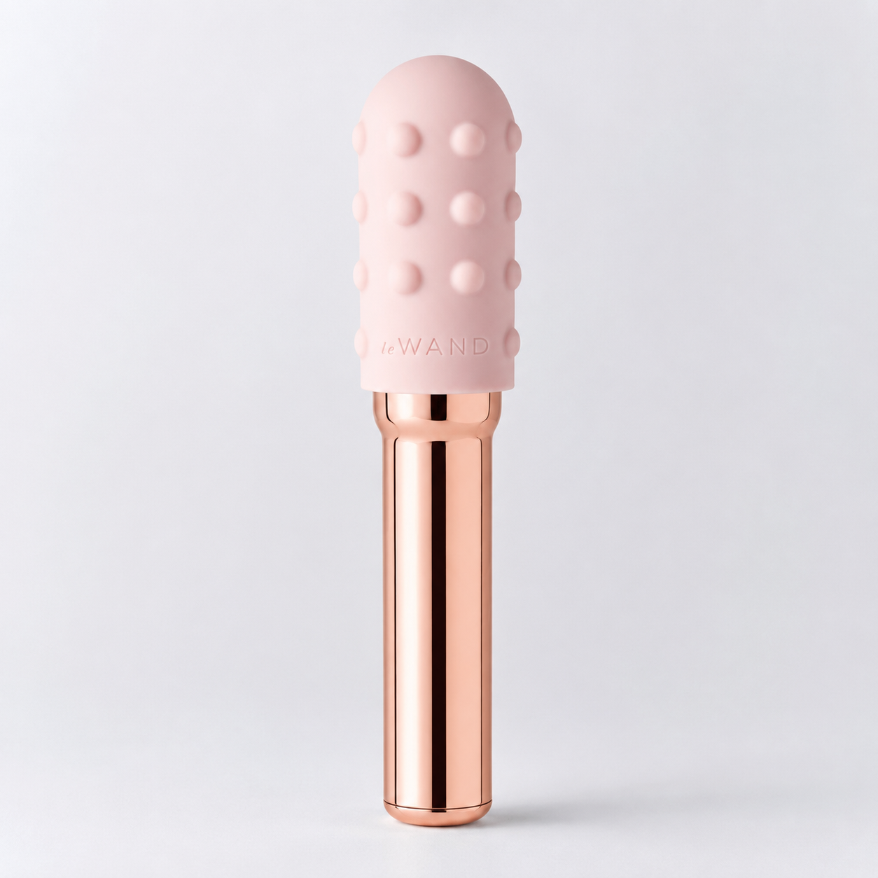 Le Wand Grand Bullet – Powerful Waterproof Rechargeable Bullet Vibrator