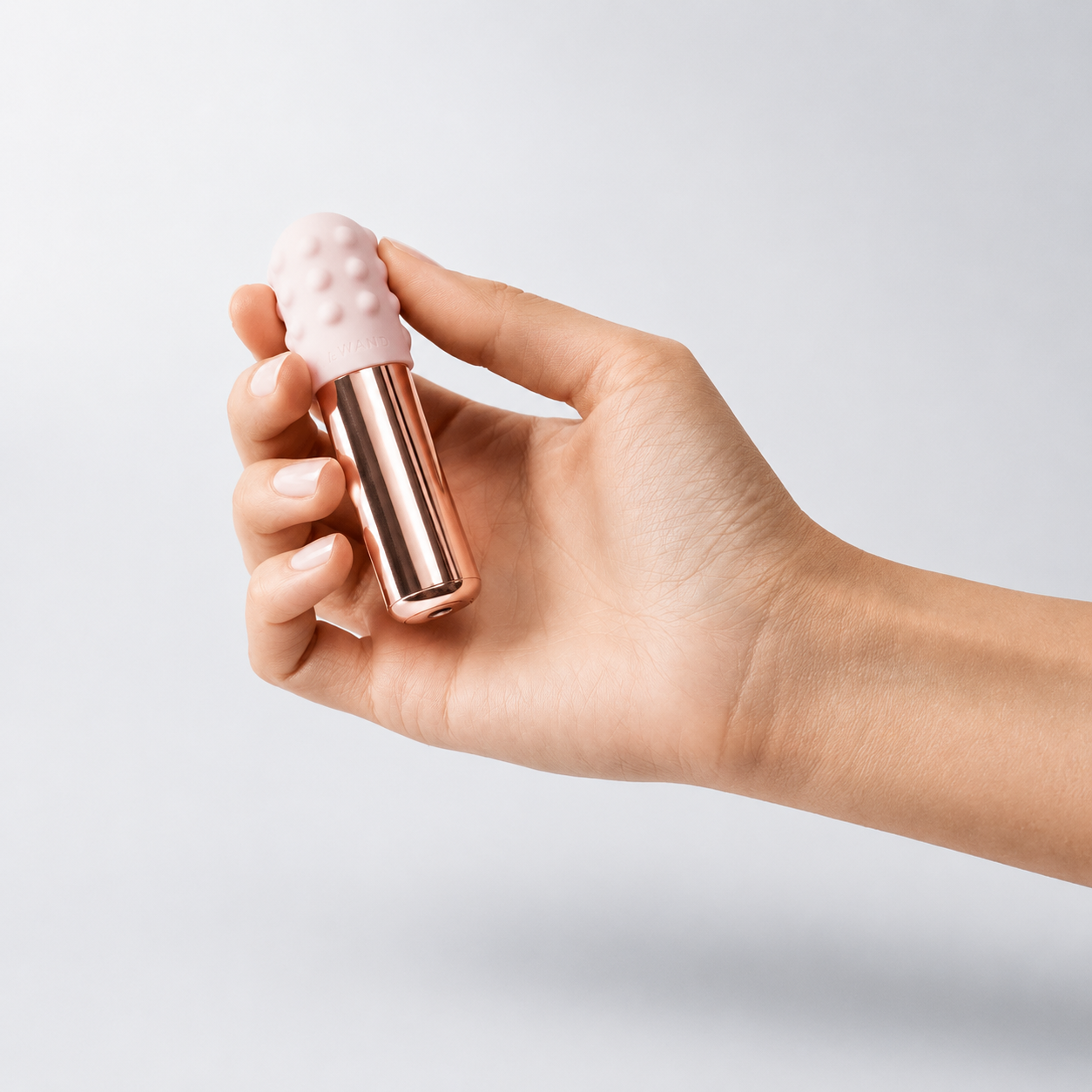 Le Wand Bullet Vibe – Luxurious Waterproof Rechargeable Bullet Vibrator
