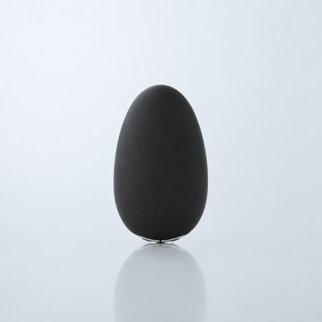 Je Joue Mimi Soft Silicone Vibrator – Palm-Sized Waterproof Clitoral Vibrator