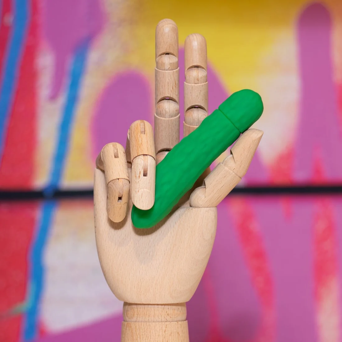 Emojibator Pickle Vibrator – Waterproof Rechargeable Pickle Vibrator