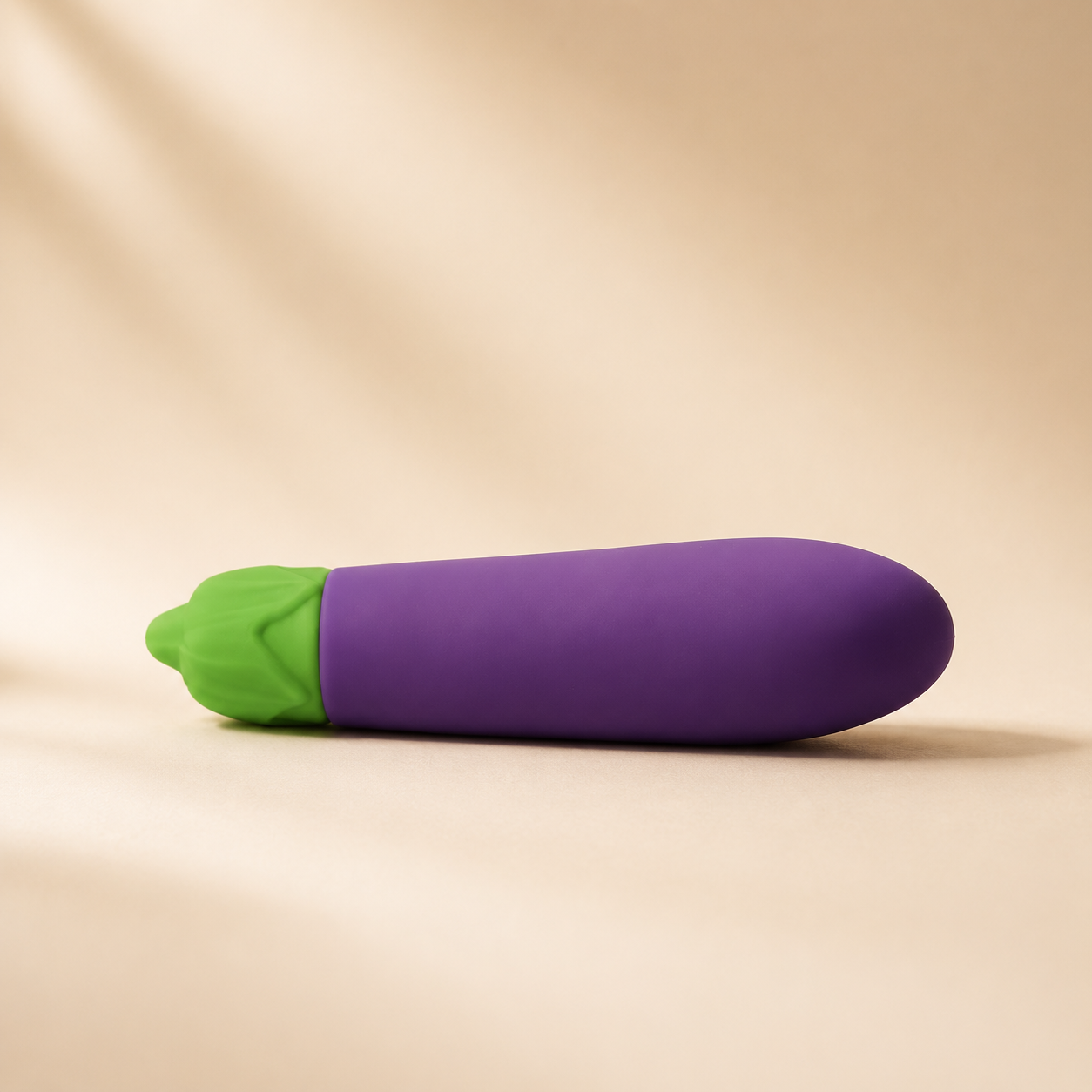 Emojibator Eggplant Vibrator – Waterproof Rechargeable Bullet Vibrator