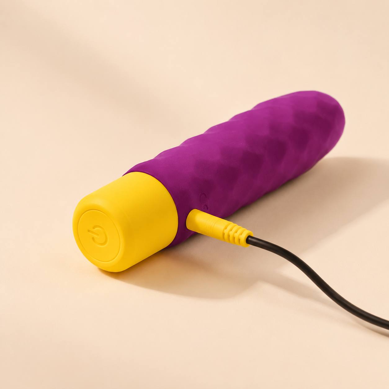 ROMP Beat Bullet Vibrator – Whisper-Quiet Rechargeable Bullet Vibrator