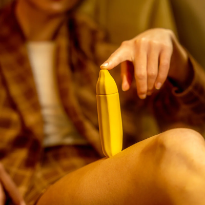Emojibator Banana Vibrator – Waterproof Rechargeable Banana Vibrator