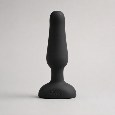 b-Vibe Novice Plug – Beginner-Friendly Remote-Controlled Anal Plug