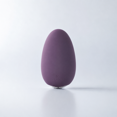 Je Joue Mimi Soft Silicone Vibrator – Palm-Sized Waterproof Clitoral Vibrator