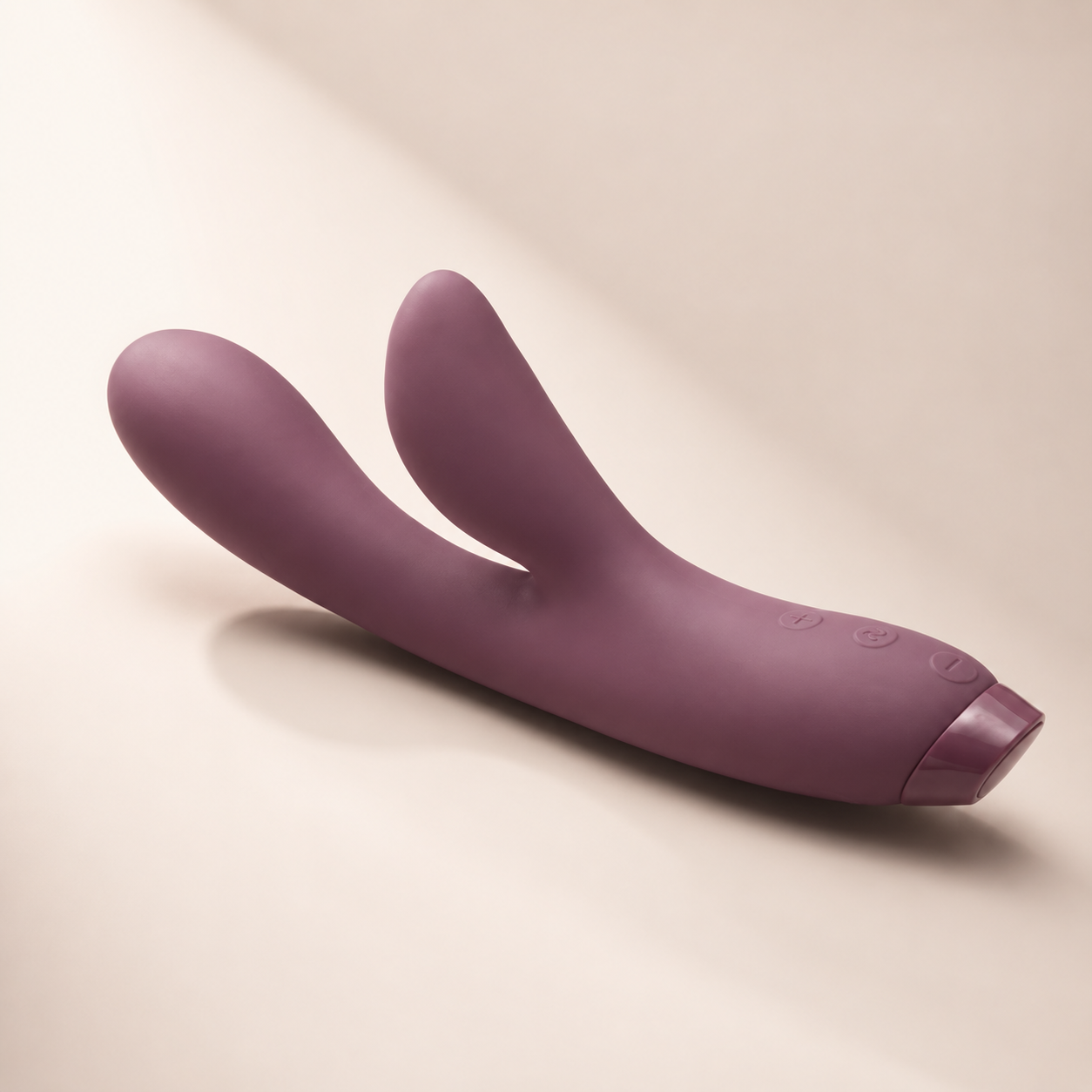 Je Joue Hera Rabbit Vibrator – Waterproof Dual-Stimulation Rabbit Vibrator